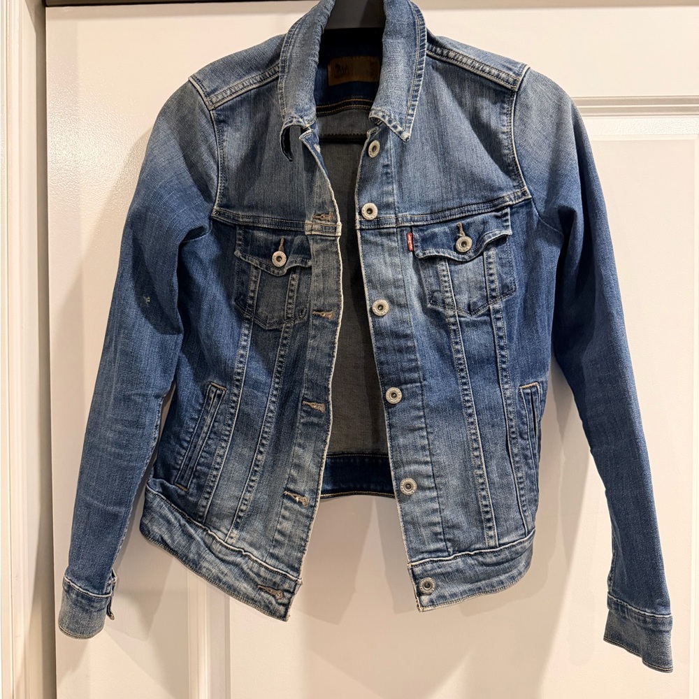 Blue Denim Jacket Levi’s
